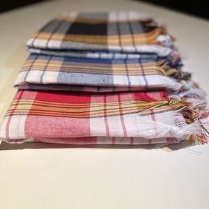 Lightweight plaid Turkish towel, peshtemal - black